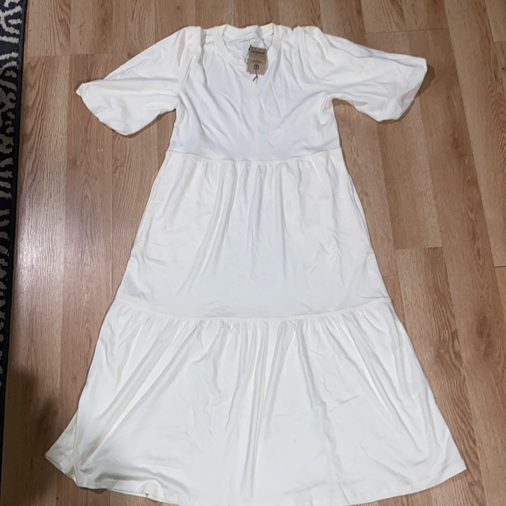 Amazon crème midi dress - 41.5 inches in length
